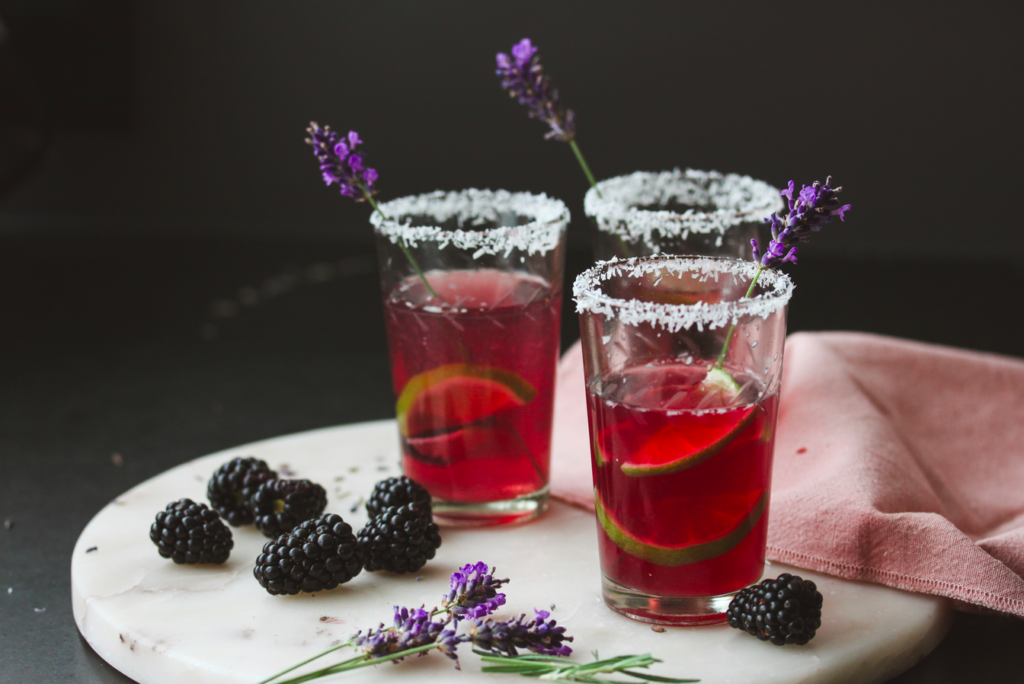 Lavendel-Brombeer Drink - Ayurfood